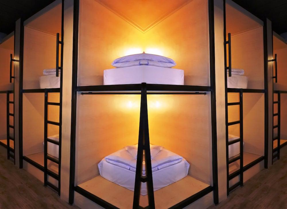 Restu Bali Hotel Legian Esterno foto