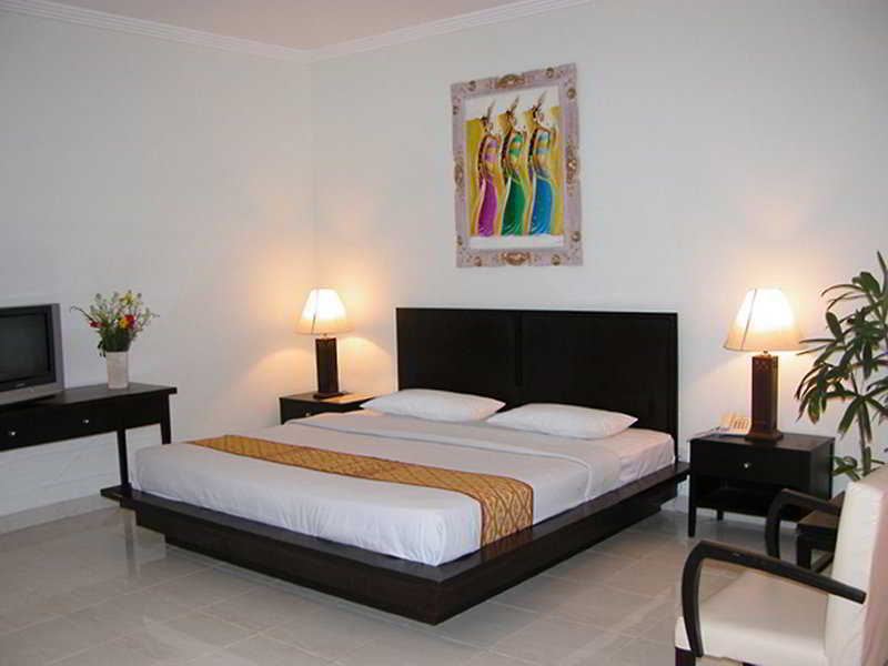 Restu Bali Hotel Legian Esterno foto